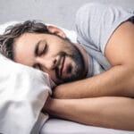 Sommeil-Profond-Prière-Bouddhiste